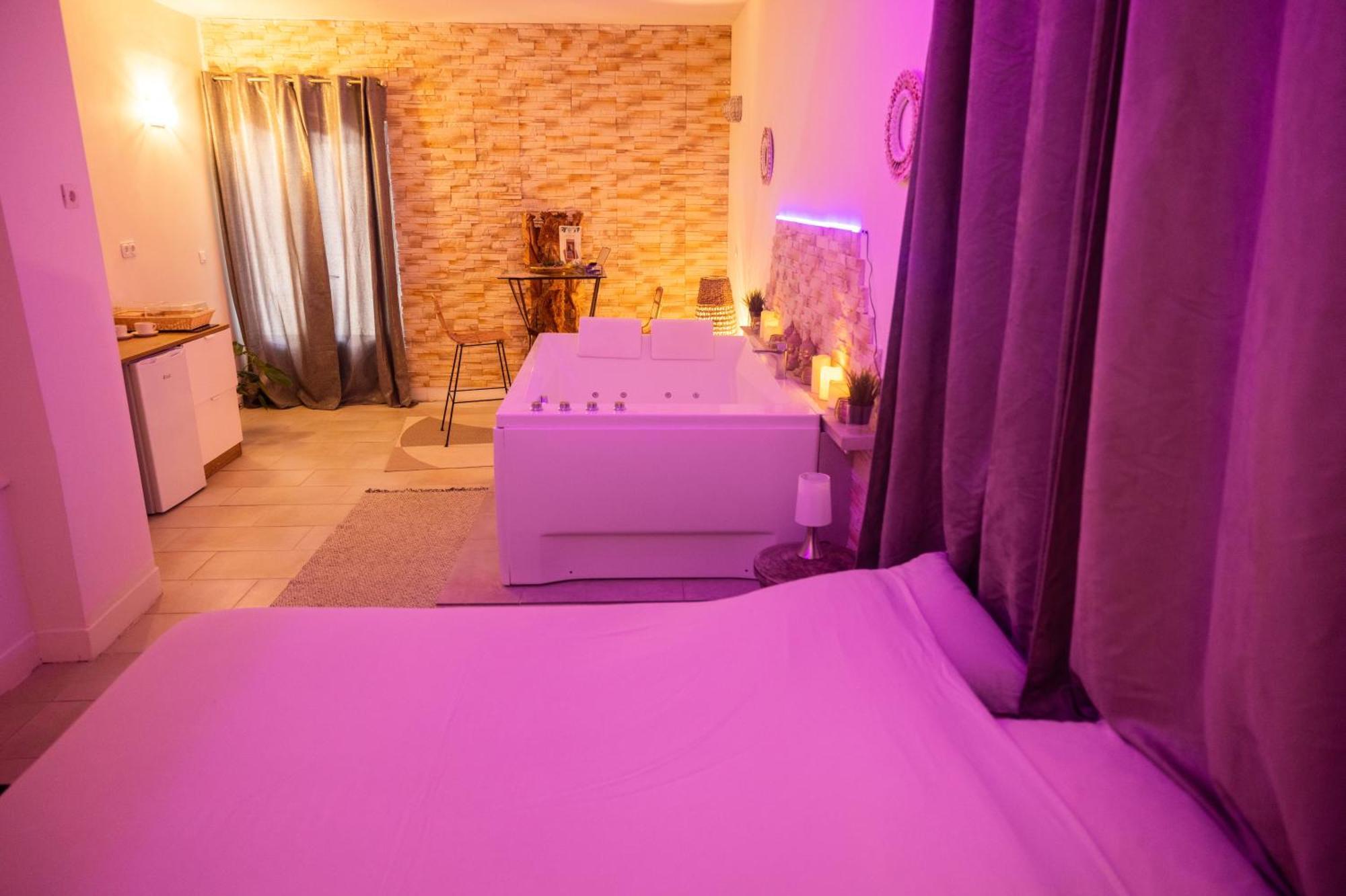 Suite And Spa La Perla Bianca Grabels Bagian luar foto
