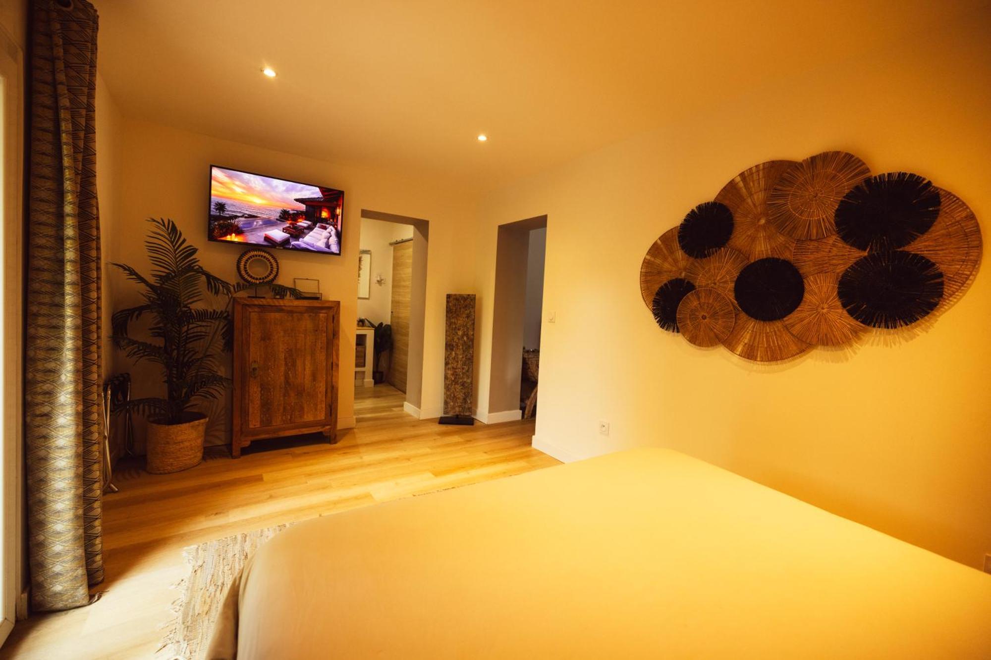 Suite And Spa La Perla Bianca Grabels Bagian luar foto