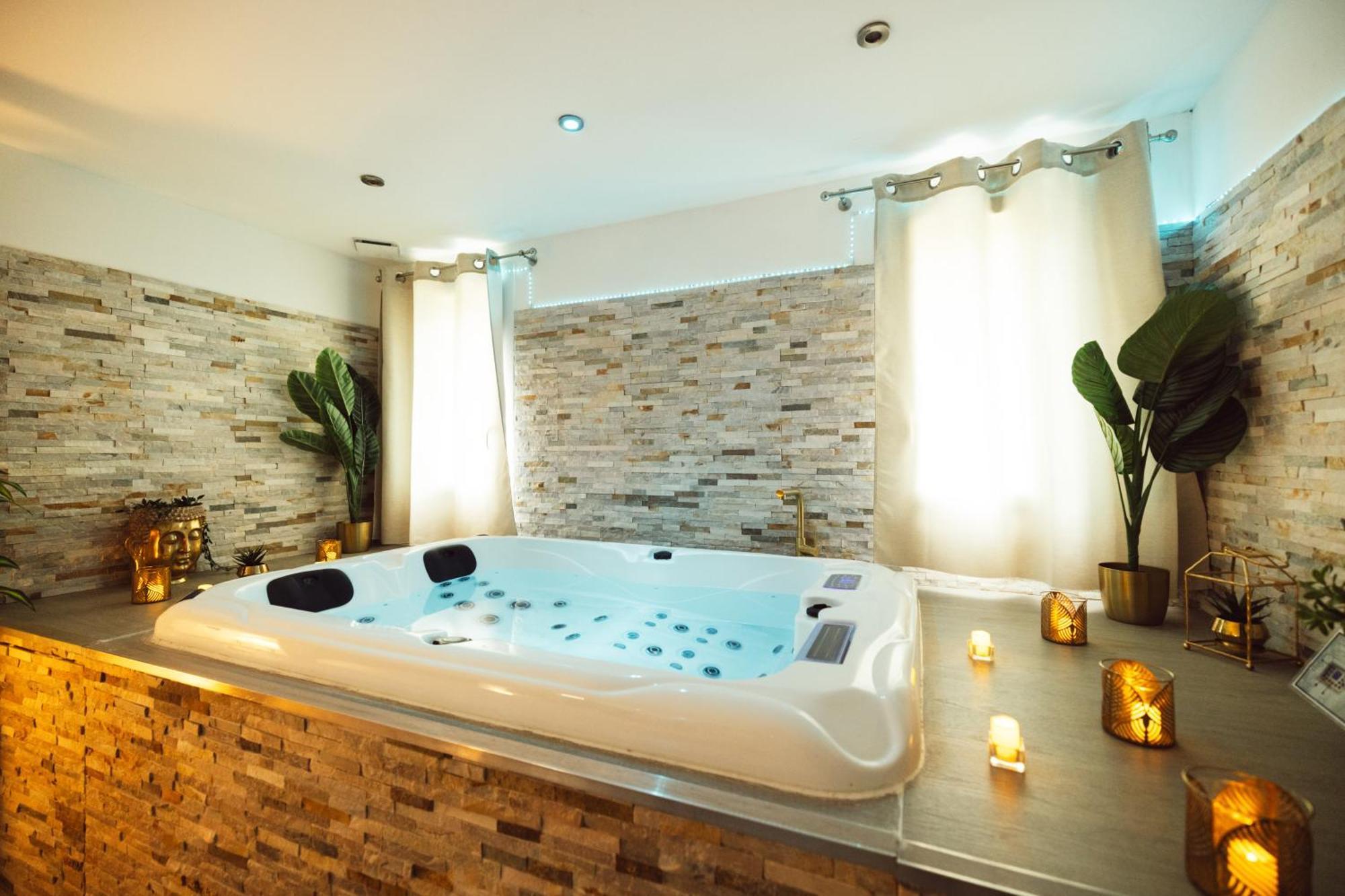 Suite And Spa La Perla Bianca Grabels Bagian luar foto